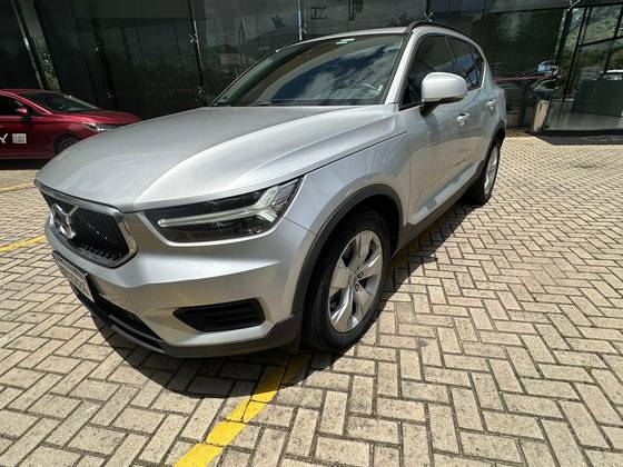 VOLVO XC40 2.0 T4 GASOLINA GEARTRONIC